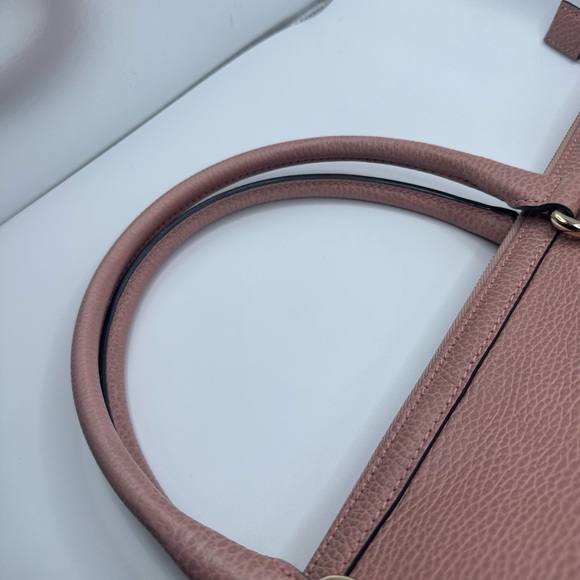 Authentic Gucci Dollar Crossbody - Picture 8 of 11